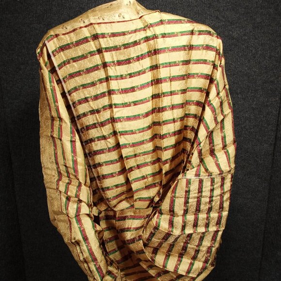 1950s Gold Floral Damask Dirndl Dress from Munich - Picture 10 of 13